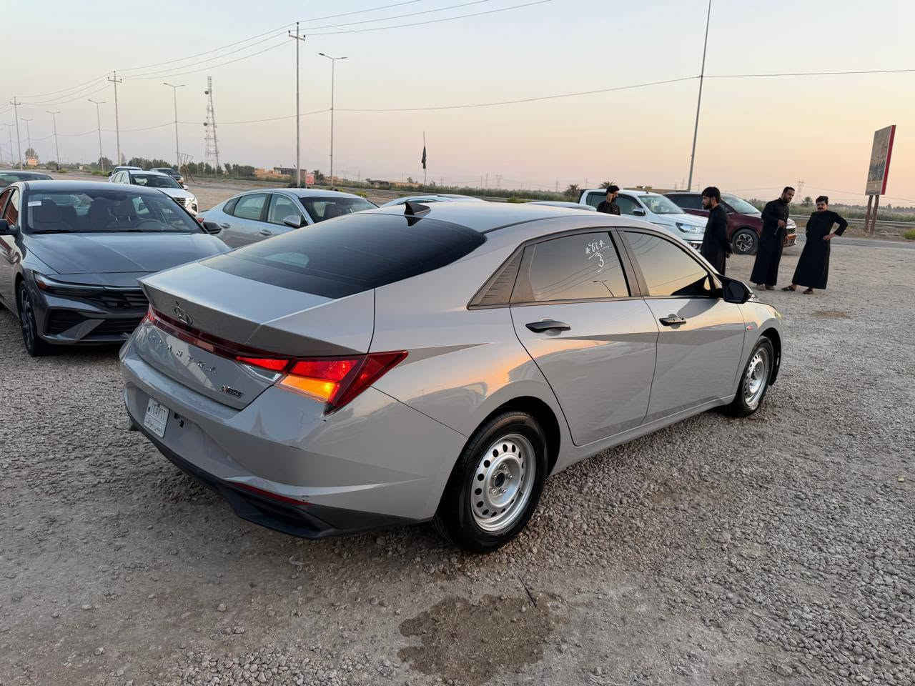 يالله هونداي النترا موديل 2023حره بدون رقم بسمي تحويل موباشر بيه بنيد او جمالغ او صبغ بل جمالغ الخلفي اثر شخط مكينه 2000دوش كير ايتي 6 موجود معرض الخليج العربي السماوة الاستفسار واتساب ***********السعر 125قفل

