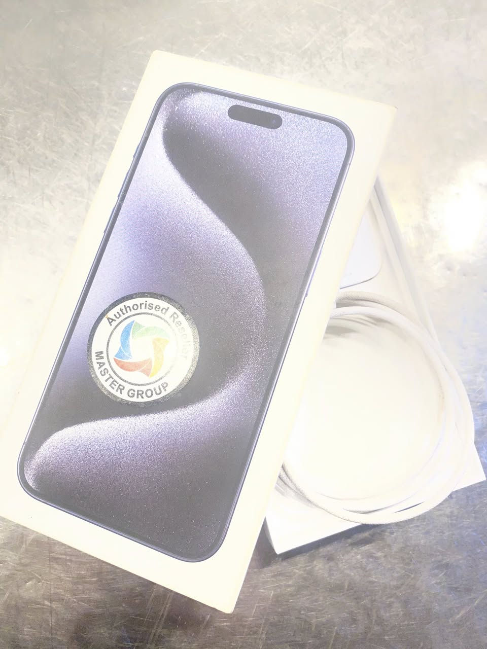 للبيع
15 بروماكس 
ذاكره 256
بطاريه 87
لون نيلي
جهاز مكفول من صيانه شخط مابي 
نضافه 100/100
شرط ماستر طك كارتون
سعر مليون 200 وبي مجال بسيط
وهذا رقمي متواجد واتساب
***********
