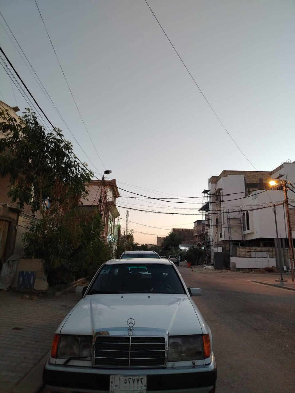 السلام عليكم
مارسدس موديل 1986 محادثه1991
رقم قادسيه بسمي جاهز من كير محرك تبريد حداديه 
مصبوغة حزام جمالية 
 مكاني نجف سعر 50بيه مجال  
رقمي ***********
