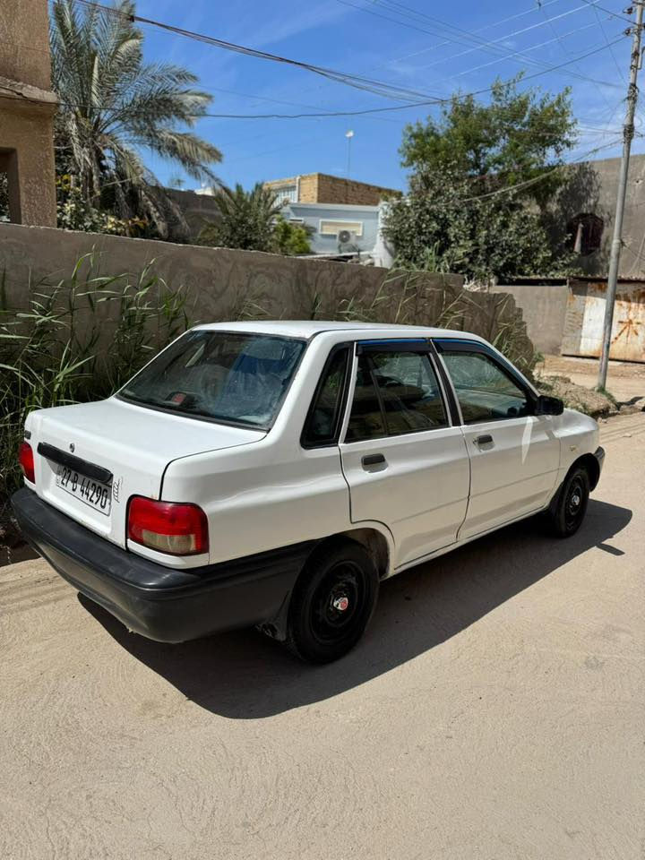 السلام عليكم
سايبا موديل 2014  خصوصي حرة 
رقم ذي قار انكليزي سنوية جديدة 
تحويل مباشر 
محرك وكير جدد لا تنقيص
ولا تبخير 
كهربائيات حدادية  جدد سيارة جهازه 
من كلشي 
السعر 32 وبيها مجال 
مكاني ذي قار الرفاعي 
***********
