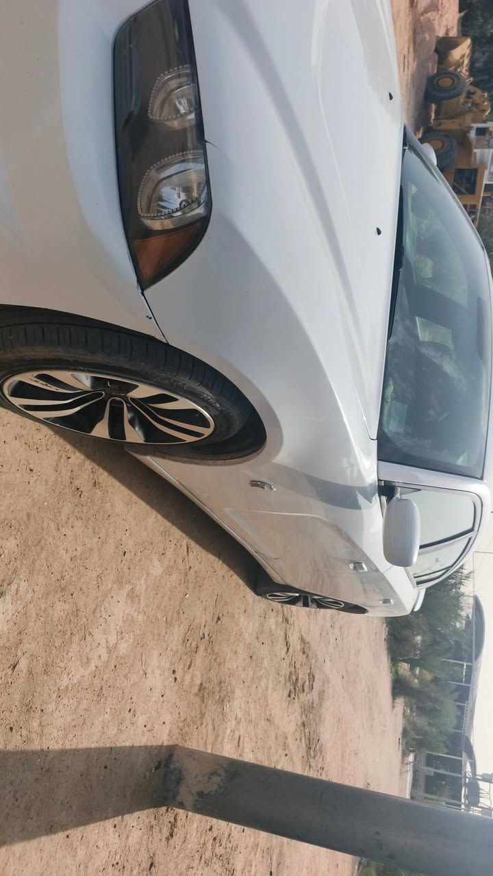 السلام عليكم للبيع جارجر 2011 السياره كلين مواصفاتها معروفه مكفوله من الظربه مكينه 3600 مكفوله كير مكفول مكانها نجف استفسار ***********
