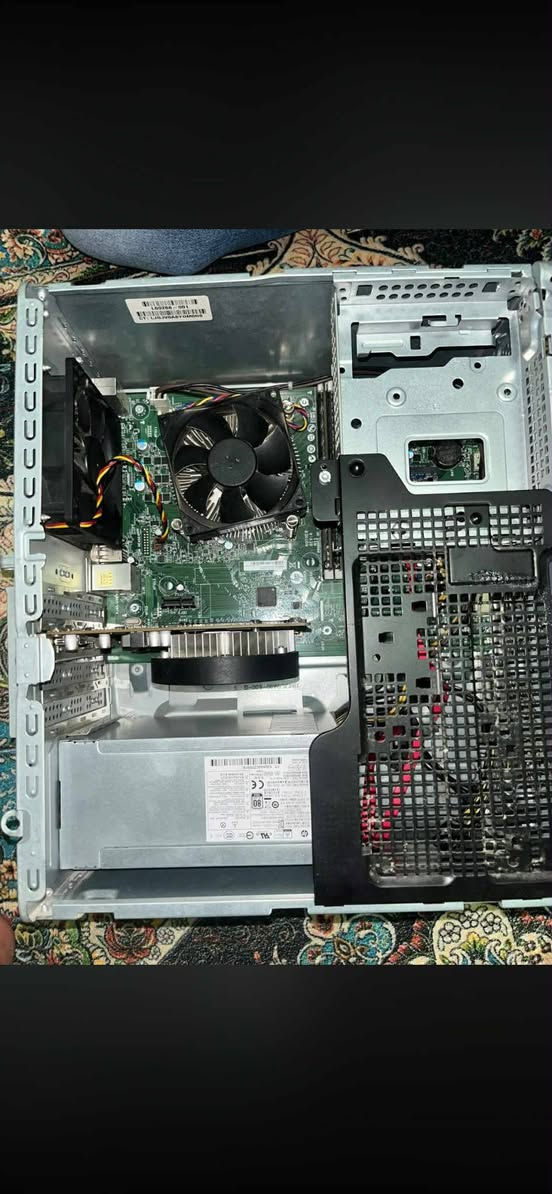 سلام عليكم ملاحضه كيس فقط للبيع مواصفات كلش حلوه يجي ويا ماوس وكيبورد
Intel(R) Core(TM) i5-9400
NVIDIA GeForce GTX 1050 Ti 4gb
16.0 GB
Speed: 2400 MT/s 
السعر 250 وبيهه مجال او مراوس تليفون مكاني بغداد طوبجي شارع مرور رقم ***********
