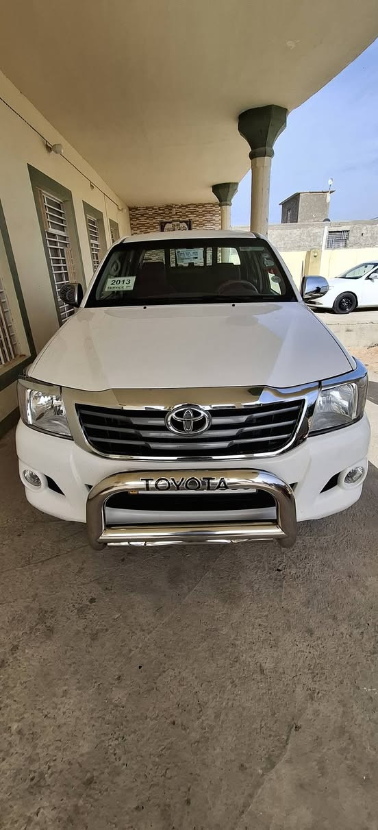 فور ويل.٢٠١٣ كير عادي مكفوله السيارة  لأصبغ.ولافتح.ولاضربة. سنويةلل ٢٠٣١ رقم أربيل دولي بسم شركة تريد تحويل تريد وكاله  كير مكينة حدادية فول العنوان نجف رضوية 
*********** أثير 
*********** اسيا
#السعر٢١٠ وبيه مجال
