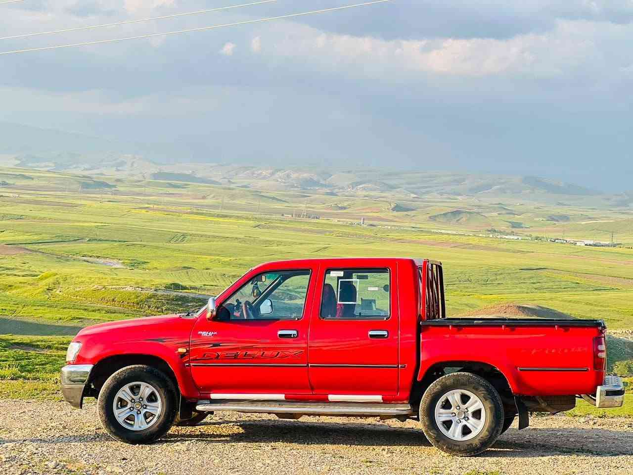 دیر 2010 کۆبۆن بەنزینی هەیە 
سەنەوی وهە
زەو تاقم پیش و دوای تازەیە
سەیارەکەبێ بۆیاخ  و کەمیک کاڵبونەوەی هەیە 260هەزار ڕۆیشتوە کامل کارەبای و ساردی و گەرمی ئیشەکات بێ مەسرەفە بێ عەیبە 82 مەجال***********
*********** شمشمل, السليمانية
