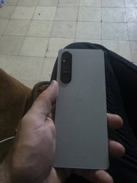 سوني 1مارك 5 ذاكرة ٢٥٦/١٢ سعره ٣٢٥ قفل مكاني بغداد شارع النضال 0771186...