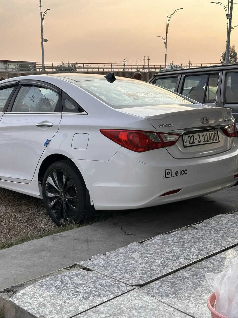 سلام وعليكم سوناتا البيع فول مواصفات واحد علا واحد السياره خير من الله بيهااا بارد خفيف بل بابين شخط مال ابو دراجه العنوان الفلوجه السعر 120وبيهااا مجال ***********
