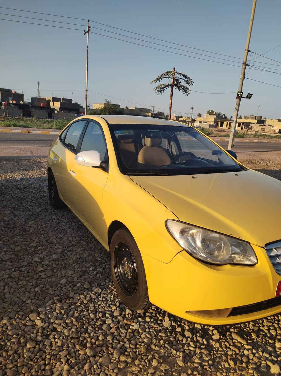 السلام عليكم النترا مقدسه 2009 بيهه بس بنيد وجاملق الخلفي بي بارد والباقي كفاله مكينه وكير خير من الله حداديه توني مسويهه اماميه وخلفيه تايراتهه انضاف التبريد توني مسوي السياره بسمي سنويه ال 2031 يله تنفذ تحويل مباشر السياره توني مدوشمهه تنته ورضيه وسفاري السعر 100 وبيهه مجال حك الجيه مكان السياره كوت دجيلي ***********
