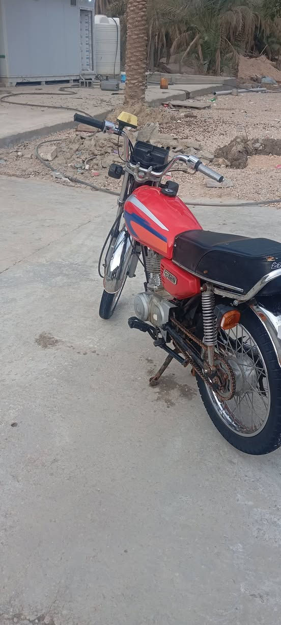 سلام عليكم من رخصة مدير الكروب دراجة أربعة كير موديل 2012 تعمير جديد اوراق أصولي بأسمي سعر ب750 وبيهة مجال ***********
