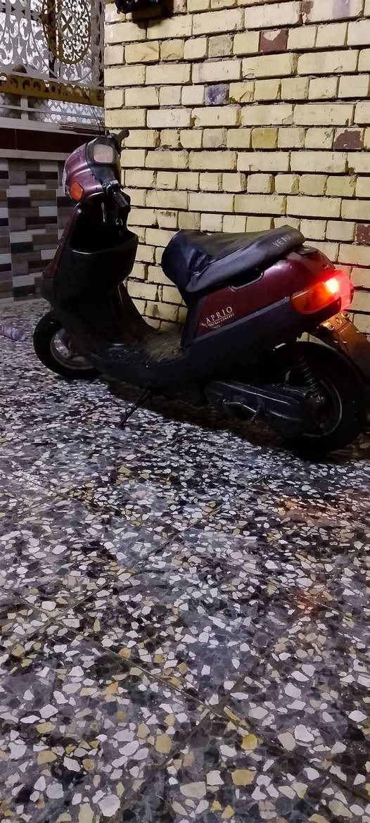 بتره خطين شغاله سلف هندر لايت بك لايت اشاير هورن قفل جنطه قفل سكان عداد بانزين دبلات بريكات وره وكدام كله شغال ودراجه جاهزه  ربع ما تصرف عليها مكينه ناعمه خرسه شلعه قويه سرعه دك 60  السعر 275 مكان ناصريه ***********
