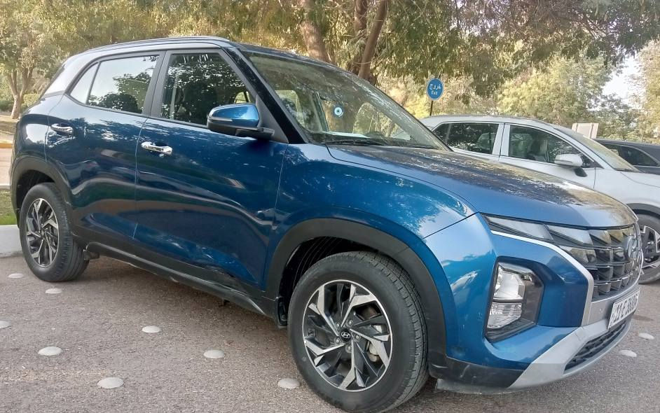 هونداي كريتا موديل 2023
رقم بغداد الدولي
خليجي بدون اي صبغ او حادث 
المسافة المقطوعة 30 كم
داخل بيجي واسود 
فول مواصفات 
بانوراما 
بصمة ابواب
بصمة تشغيل
 تشغيل عن بعد 
مري جانبية قلاب مع ترحيب عند الاقتراب
عدادات ديجيتال
شاشة كبيره
تدعم اندرويد اوتو و كار أبل بلي 
كاميرا خلفية 
شاحن لا سلكي
حساسات خلفية 
اضواء led 
اوتو هولد 
هاندبريك دكمة
كير 8 نمر نوع IVT
تحكمات ستيرن جهتين
شفتات ستيرن 
منافذ USB 
منفذ شحن 
تبريد قطعتين
اشاير بالمري الجانبية
 بصمة تشغيل عدد 2
*********** اتصال او واتساب
