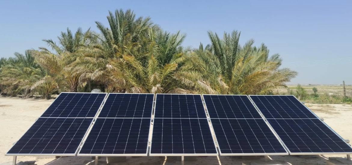 اليوم الخميس الموافق 11/06/2026
تم بعون الله إكمال نصب و تشغيل منظومتين للطاقة الشمسية في #قضاء_مندلي_النقيب و تفاصيل هاتين المنظومتين هو كما مبين أدناه:-

* المنظومة الأولى تجهز 10 أمبير نهاراً و 5 أمبير ليلاً و تتكون المنظومة من:-

1- ألواح Longi Hi-Mo X10 عدد 5 قدرة اللوح الواحد 645 واط 
2-بطارية ليثيوم 48V ماركة Felicity قدرتها 5 كيلو واط
3- إنفيرتر Felicity قدرته 6 كيلو واط مع واي فاي مدمج
4- أجهزة حماية و قواطع ( AC + DC )

* و المنظومة الثانية تجهز أيضاً 10 أمبير نهاراً و 5 أمبير ليلاً و تتكون المنظومة من:-

1- ألواح Longi Hi-Mo X10 عدد 5 قدرة اللوح الواحد 645 واط 
2-بطارية ليثيوم 48V ماركة Felicity قدرتها 5 كيلو واط
3- إنفيرتر Felicity قدرته 6 كيلو واط مع واي فاي مدمج
4- أجهزة حماية و قواطع ( AC + DC )

مكتب علوم الطاقة #ديالى_قضاء_مندلي

بإدارة كل من / المهندس عمار موسى
                              و يحيى موسى
للإستفسار أكثر الإتصال على الأرقام أدناه
***********
***********
