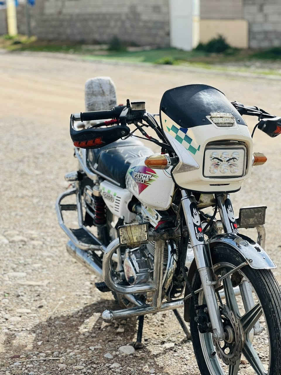 ماطور بارت  200 موديل2019 السعر 700 بي مجال بسيط منفيس. اصلي


**إذا كنت صاحب هذا الإعلان وتريد حذفه لأي سبب، رجاءا أرسل رسالة إلى الدعم الفني**