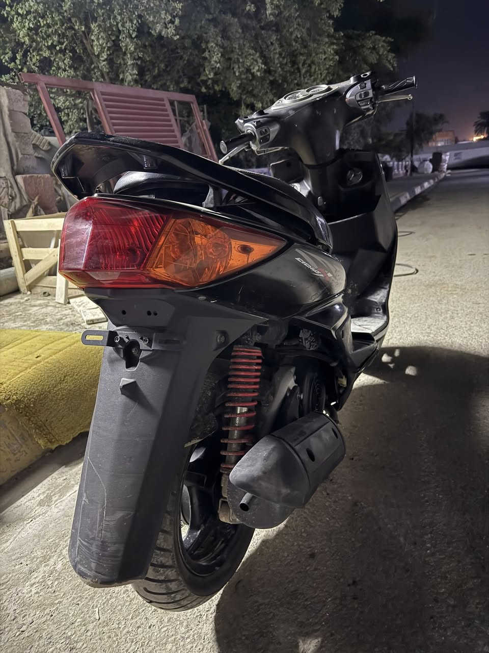 سلام عليكم دراجة سكنس الدراجة جديدة قبل شهرين نزلتها رمبة
الدراجة خير من اللة تعال افحص وشوف كلشي ما ناقصها
العنون التحرير قرب مارية مول
السعر 975 وبيها مجال قليل
الاتصال + واتساب ‭0774 253 3739‬
