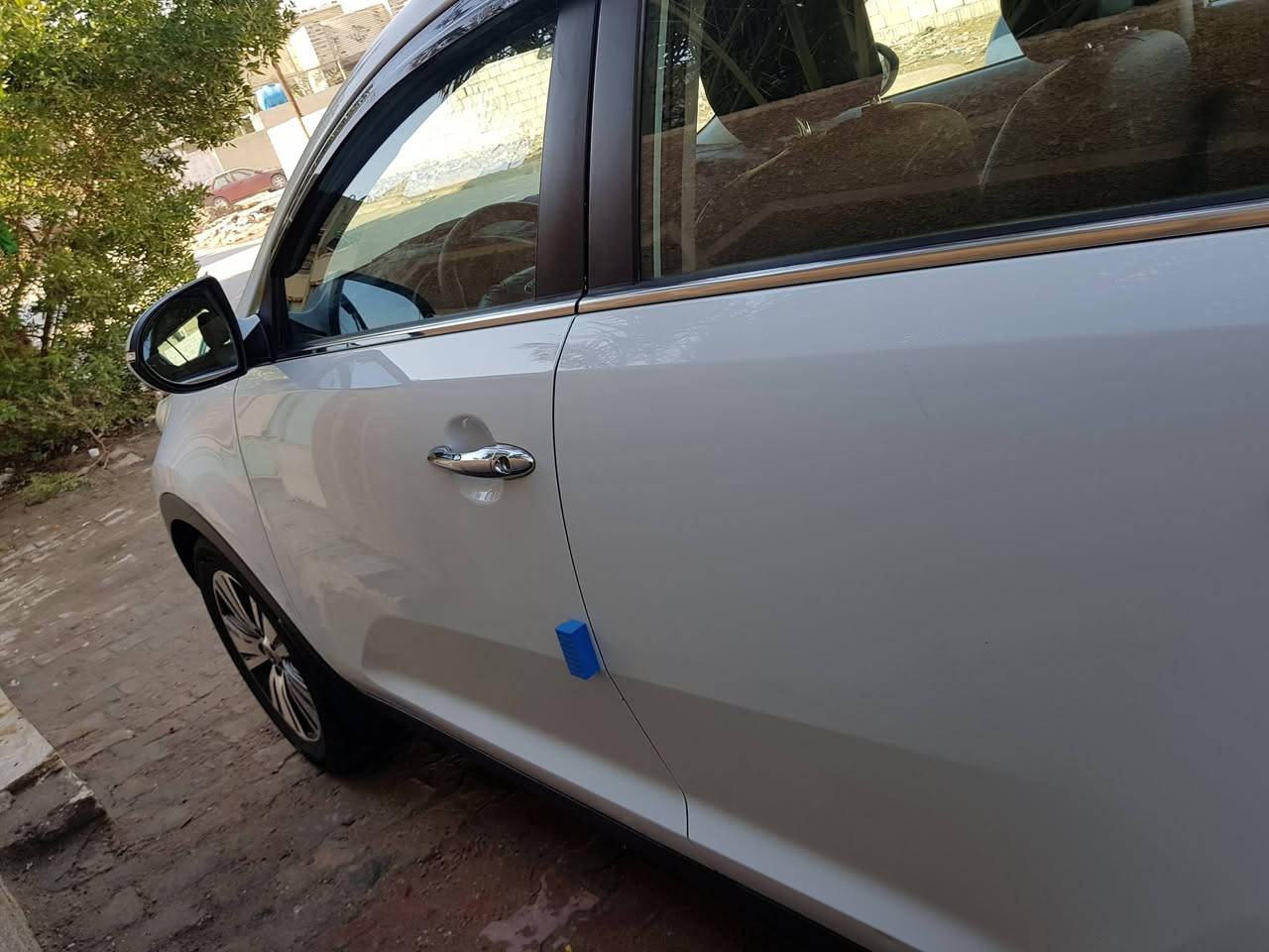 سلام وعليكم
كيا سبورتج 15 سلوفاكي 

رقمه بغداد سيارة جديدة مال بيت 

لا ضربة ولاتبديل ولاصبغ 

فقط البيع تحويل مباشر

مكينة 2000 جي دي

مكانهه بغداد البلديات السعر 162

رقم الهاتف ***********
