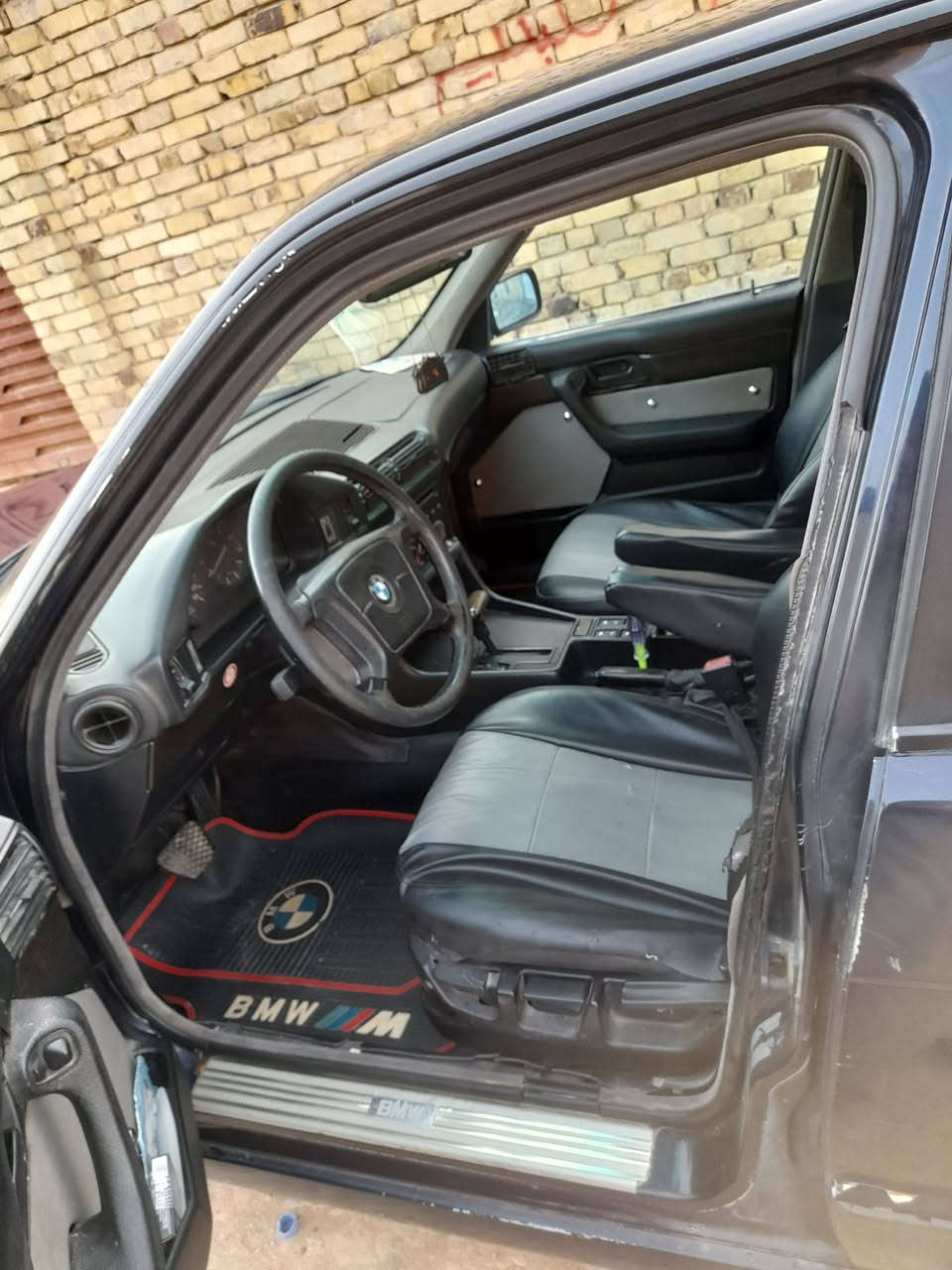 يالله بي ام سياره حلوه نضيفه مانقصه اي شي 525موديل 95/سياره نضيفه جاهزه تحويل ثاني يوم سياره بسمي للتصال عله الرقم *********** ميسان المجر الكبير اتصال فقط
