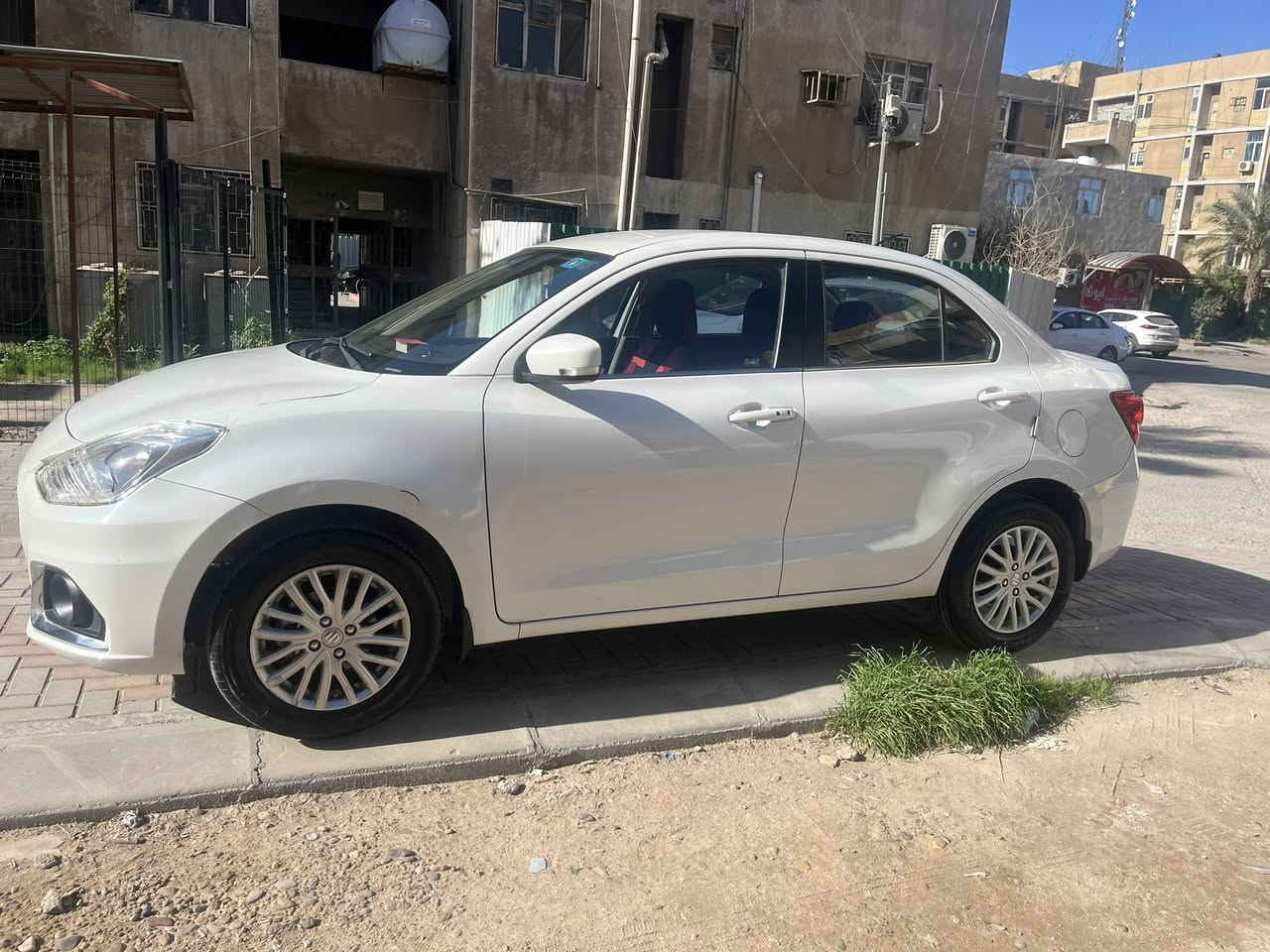 سوزوكي دزاير 2022 ماشية 45 الف مكفولة من الصبغ عدا بارد بسيط فول مواصفات عدا الفتحة السعر ( 94 $) المكان زيونة موبايل ( ***********)
