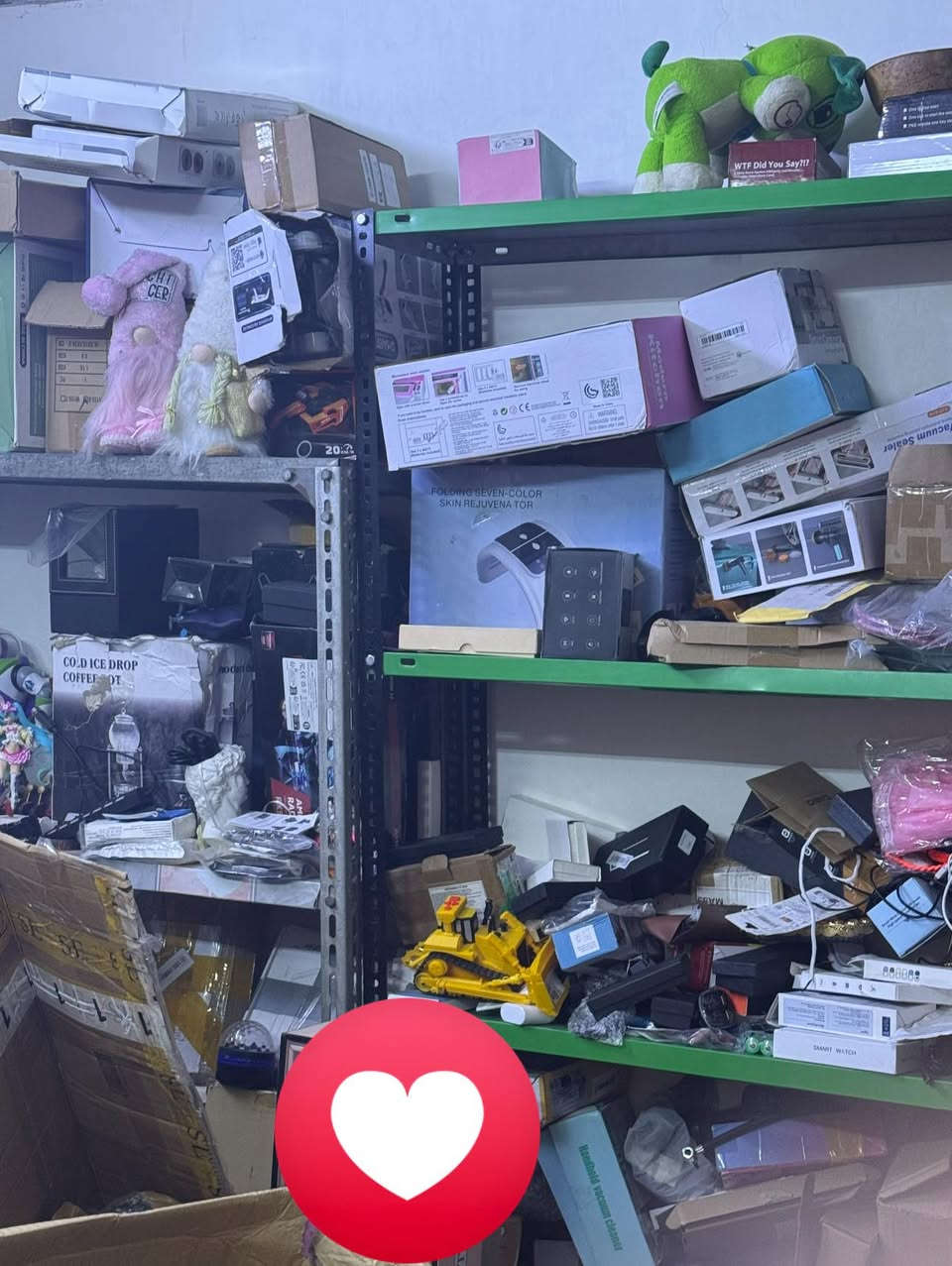 مرحبا اغراض تنباع كلهه شلع تنشال
وبعد اكو 6كراتين
وغراض خشن هم ممصورتهه
بالنسبه للغراض مكس 
كلشي بيهه الكتروني منزلي العاب ملابس احذيه
اغراض سيارات مكان بغداد


**إذا كنت صاحب هذا الإعلان وتريد حذفه لأي سبب، رجاءا أرسل رسالة إلى الدعم الفني**