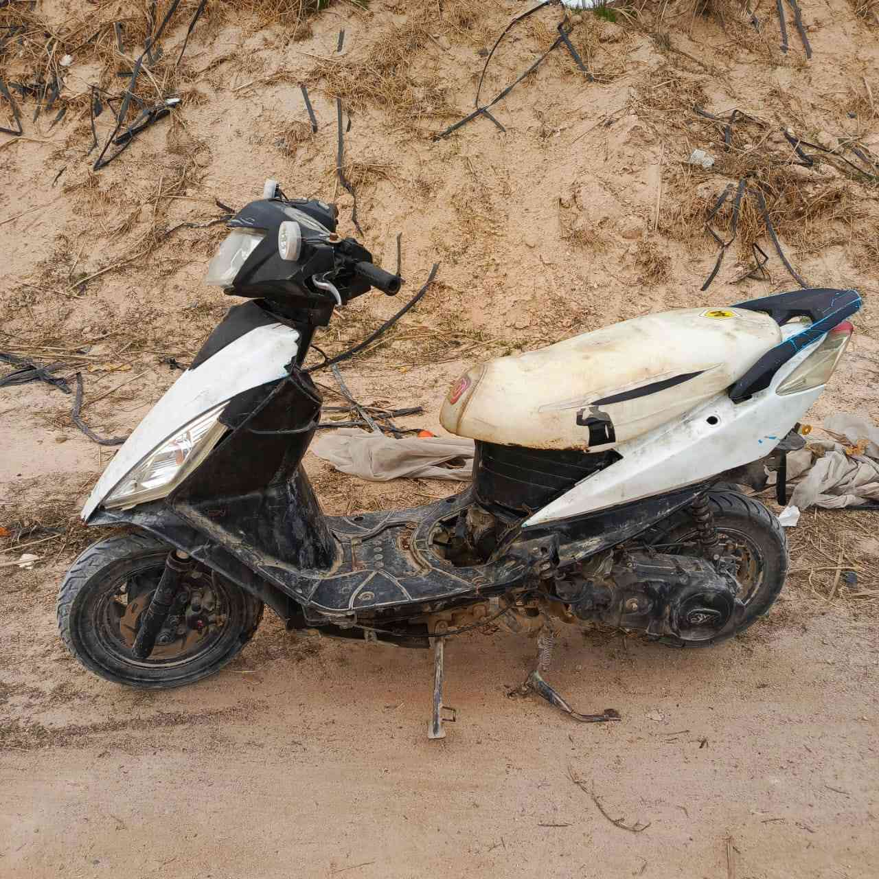 السلام عليكم دراجه للبيع الاسم سيام نحله محرك توى مجفت خير من الله  وشغل وطلع    مكان الحيدريه خان النص  السعر 150وبيهاا مجال وهذا رقمي  ***********
