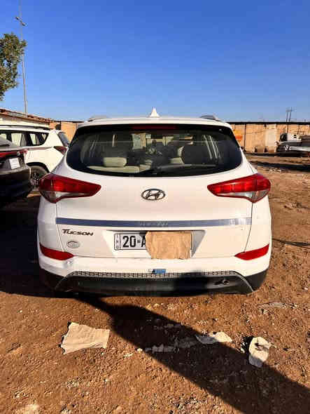 سلام عليكم توسان 2018 سياره نظيفه تخم تاير جديد صدر أمامي وخلفي نظيف محرك 200 سعر 170بيه مجال سياره مكانه خالص ستفسار ***********
