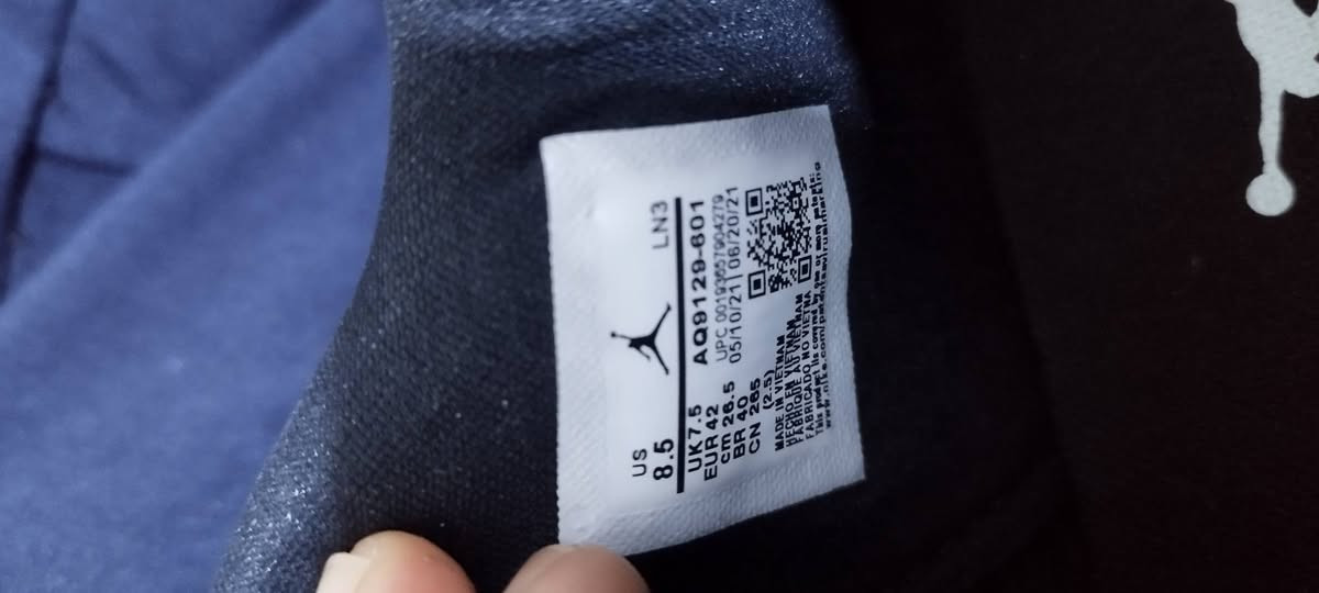 نايك جوردن ماستر كوالتي باركود كلشي واضح بالصور وسعر ما مطروق بسسس 30 الف 🔒 شامل  التوصيل سعر ثابت حجز خاص


**إذا كنت صاحب هذا الإعلان وتريد حذفه لأي سبب، رجاءا أرسل رسالة إلى الدعم الفني**