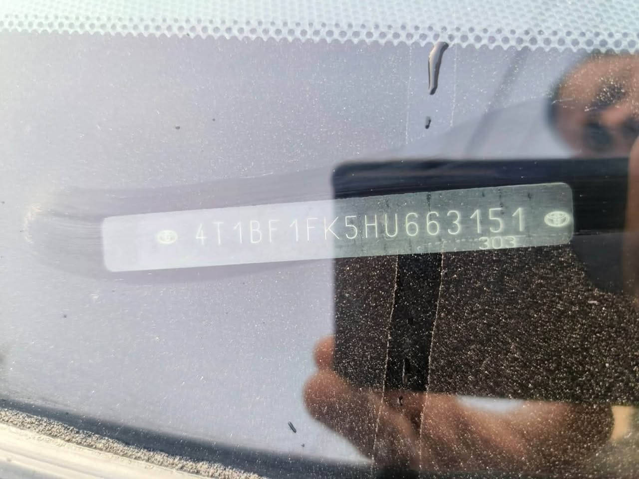 شباب كامري 17 SE للبيع وارد امريكي اعلى مواصفات بيه تلث قطع صبغ فقط مكفوله كير ومحرك ودواخل وعيب شرعي شعره 135 وبيها مجال ‭***********‬

