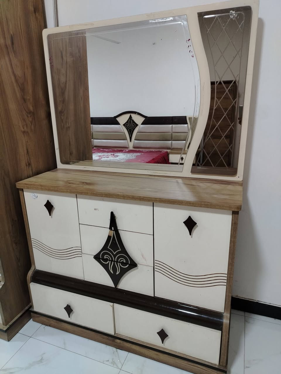 غرفة تركية للبيع ٨ قطع مستعمله عنوان بغداد حي الجهاد استفسار علخاص


**إذا كنت صاحب هذا الإعلان وتريد حذفه لأي سبب، رجاءا أرسل رسالة إلى الدعم الفني**