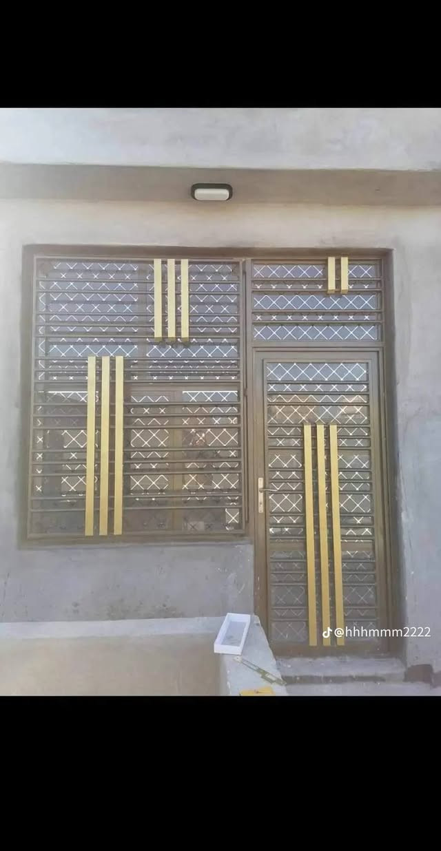 #معمل_الرافدين_للحداده بأسعار مناسبه
كل اعمالنا درجة اولى 
للأتصال والاستفسار :
***********للاتصال
***********بي واتساب
— في ‏الانبار القائم‏
