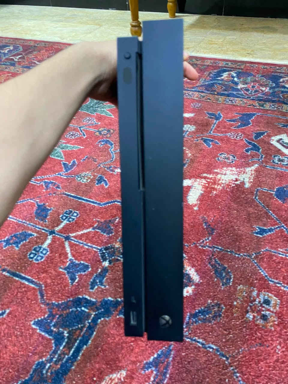 اكس بوكس ون اكس
اداء مقابل سعر
ذاكرة واحد تيرا
اشتراك كيم باس التمت شهر ونصف
جوستك عدد 1 مع بطارية
مع حساب فيه عدد من الألعاب مثل بيس و فورت ناي روكت ليغ و واتش دوغس و fc26
السعر 225 الف قفل 
العنوان البصرة الطويسه فلكة العروسه
الهاتف : ***********
