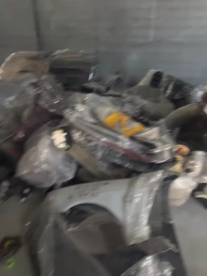 اذوات كورية للبيع جملة فقط العنوان ديالى بعقوبة ***********
