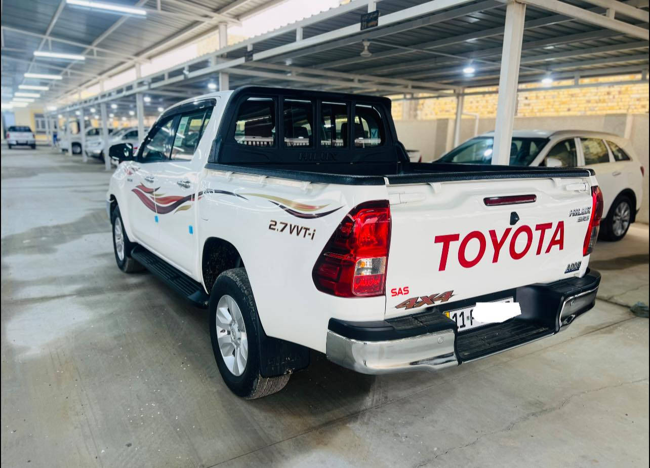 للبيع تويوتا هايلوكس فورويل
موديل 2020 رقم بغداد دولي 
فول مواصفات واحد ع واحد 
السعر 285 وبيها مجال 
للاستفسار ***********
