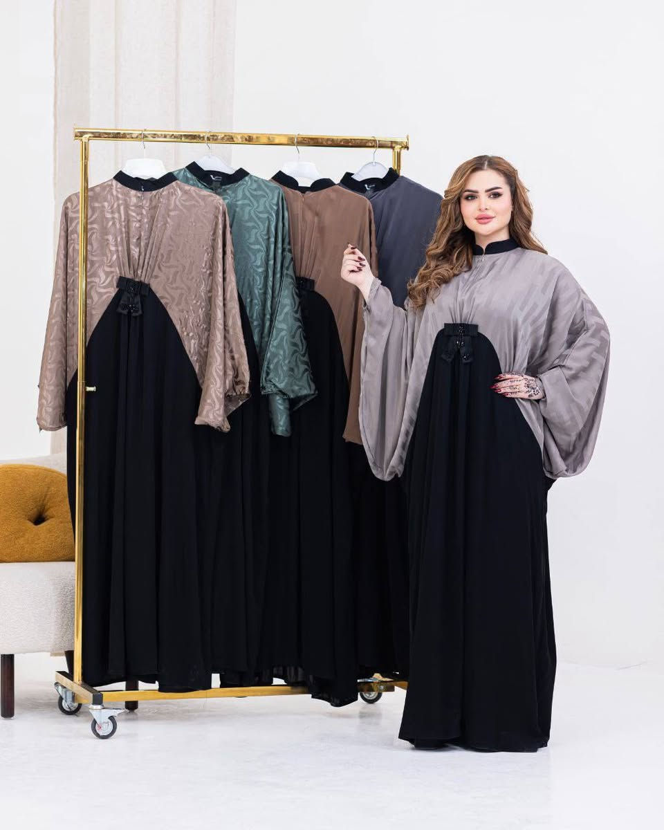 كوني علامة العيد الفارقة.
​"في زحمة العيد هناك حضور يفرض نفسه دون استئذان.. حضور بـ 'ميسم' خاص.
عبايات الميسم ليست مجرد قماش، بل هي حكاية أناقة رُسمت لتليق بتفاصيلك في صباح العيد.
اختاري إطلالة تجمع بين فخامة التراث وعصرية التصميم.
​الميسم.. بصمتكِ الخاصة في كل محفل."


**إذا كنت صاحب هذا الإعلان وتريد حذفه لأي سبب، رجاءا أرسل رسالة إلى الدعم الفني**