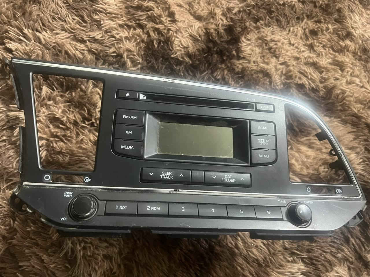 خوان سلام عليكم عندي مسجل النتراا 17 بلادي هو الكفر  يرهم لل النتراا 20 ونضيف والله وشرط الفحص 50 تعال اخذه الي يريد يتصل ***********
