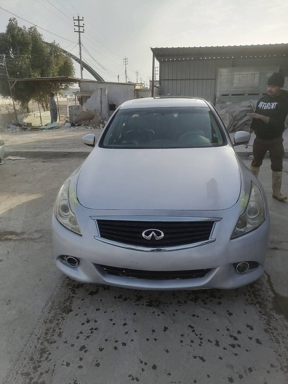 سلام عليكم انفنتي موديل 2013 حادثه غرق ومبدل ضفيرة وعقول  مكينه وكير قبل اسبوع بدلتهن  جدد مكفولات سيارة بيها صبغ كم قطعه اني ابيع حزام تكم لغد شاصي كل مكفول هزه رقم صلاح دين دولي جديد  قبل يومين حولتها بسمي شخصيا مكاني بغداد السعر ٨٥ وبيها مجال  ***********
