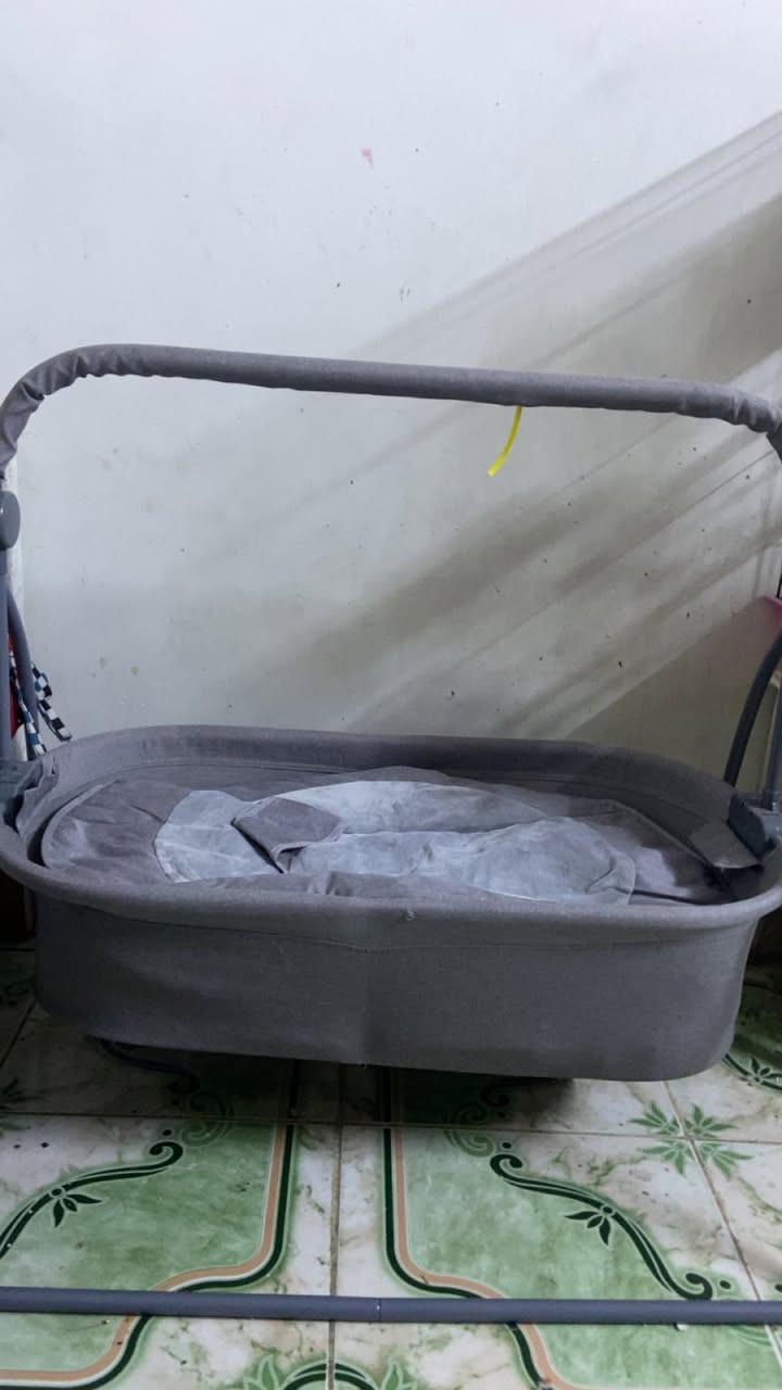 كاروك على الكهرباء وريمونت بي بس الكيبل ضيع
اريده ٣٥الف مكانه بغداد جديده كلشي ما بي نضيف وهوه سعره معروف


**إذا كنت صاحب هذا الإعلان وتريد حذفه لأي سبب، رجاءا أرسل رسالة إلى الدعم الفني**