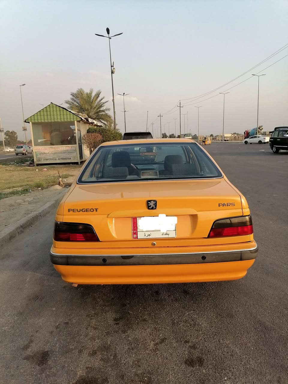 السلام عليكم بيجو بارس 2018 السيارة بيهة ضربة من الخلف الصندوك والدعامية تبديل اصلي شركة نفس اللون والجاملغ الخلفي واحد بي بارد والثاني صبغ الحوض بي تعمير شغل مرتب السيارة شادلهة مكينة كامله شركة هيا والكور ولكلج قبل تقريب 4 اشهر تبريد ثلج السيارة نضيفة الله شاهد اي نقص ما بيها منظومة غاز شادلها مكان السيارة بغداد السعر 52 رقم الهاتف ***********
