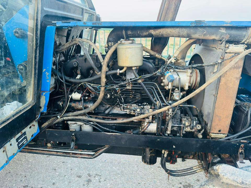 للبيع فيات 110نضيفه محرك لا صرف ولا بخار بس كيره رابع يفلت لمكان كفري اني مكلف بلنشر وهذا رقم صاحبه***********
