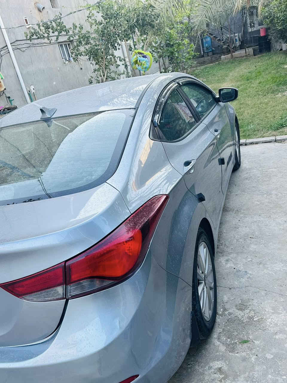 السلام عليكم النترا ٢٠١٥وراد امريكي ضررها بس دعاميه الخلفيه بدون اي حادث بيها قطعتين صبغ اثر اجراد السونار مرفق مع الصور مكينه٢٠٠٠كير مكينه مكفوله صدر خلفي امامي جديد تخم تاير جديد سياره ليبل واحد عنوان ديالى بعقوبه
السعر 105$وبيه مجال 
***********
مكلف بالنشر الاتصال ع صاحب الرقم
