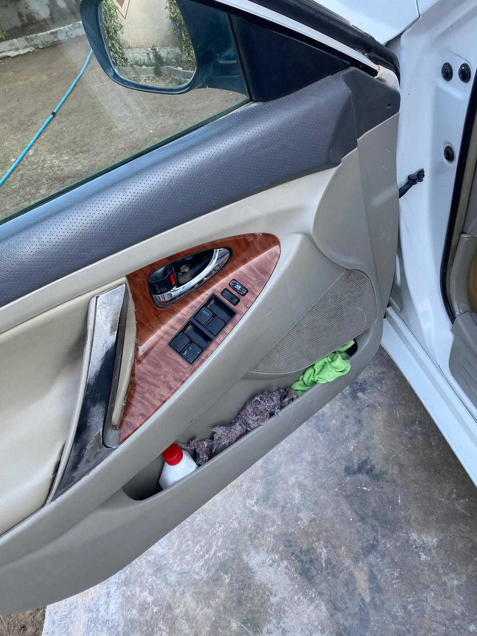 السلام عليكم
للبيع كامري 2008 وارد خليجي رقم بغداد فول عدة البصمه تحكم ستيرن كامرة خلفيه بردة كهربائيه فتحته بل قماره 
بيها 3 قطع صبغ فقط 
السعر 96 وبيها مجال قليل
العنوان ديالى شهربان
***********
