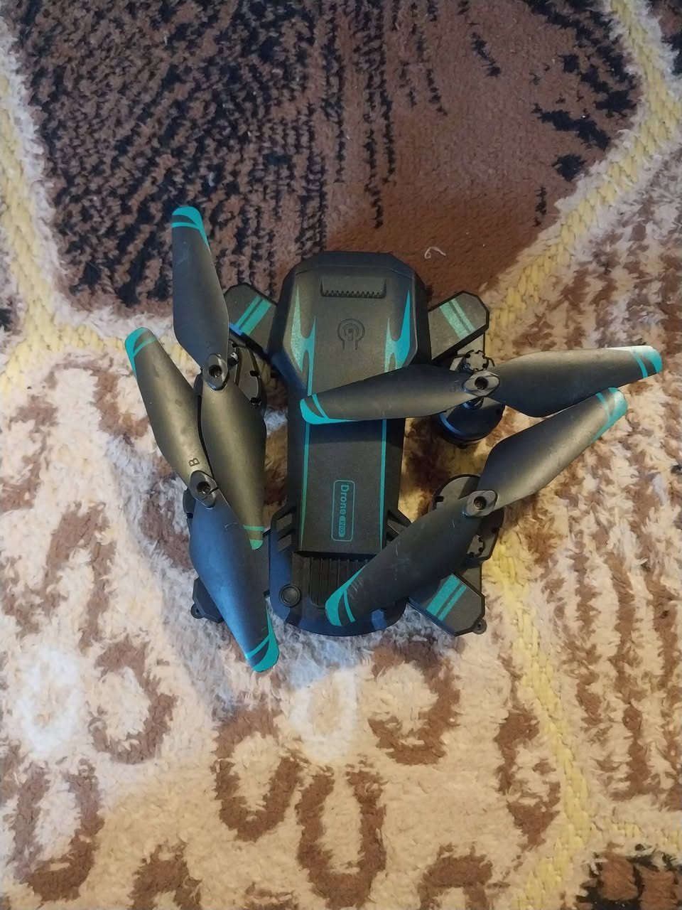 السلام عليكم درون للبيع مواصفات فول بطارية وحدة سعر،25وبيهة مجال مكاني ديالى بعقوبة معسكر سعد للبيع اومراوس رقم***********مراسلة واتساب
