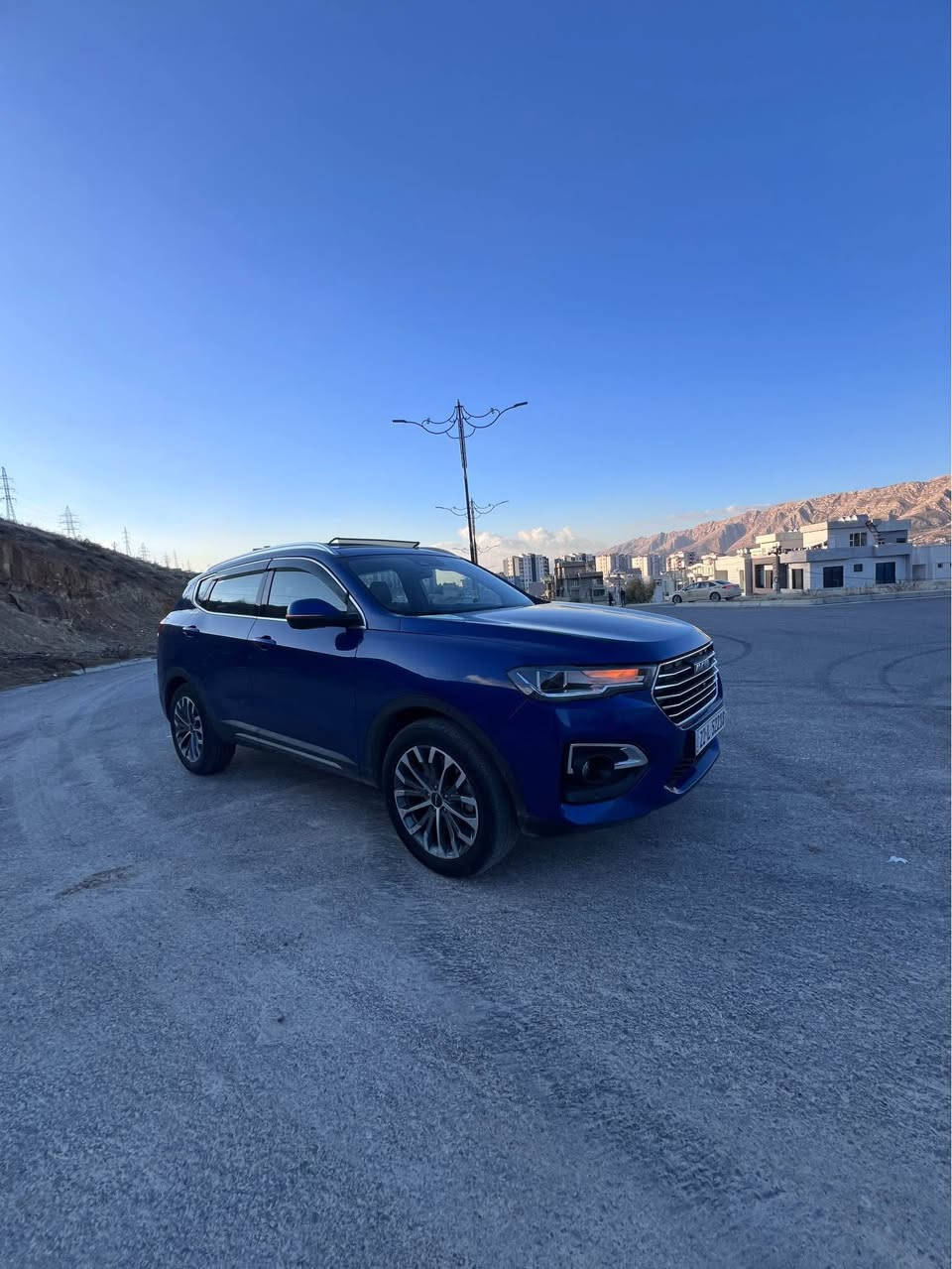 هفال موديل 2020حجم H6 محرك 2.0 توربو
سياره كير ومحرك وتبريد بشرط 
سياره رقم اربيل بس موجوده بدهوك 
سياره رقم وسنويه وهزه جديده 
سياره رقم اربيل و رقم انگليزي 
سياره باسمي ومكانها دهوك 
سياره تحويلها شرط 
سياره فقط 
جاملوغ يم سايق بخه صبغ بدون ضربه
بجم كبس دواخلها كلها وضع شريكه 
بجم وبدن وشواصي وايرباكات ودكمً
كلها وضع شريكه 
سياره ماشيه ٧٧ الف مايل فقط 
سياره فول مواصفات 
بانوراما و فتحتين بالسقف 
كوشن جلد و هيتر ومساج 
كراسي كهربائي 
تبريد مركزي 
شاشه وكاميره وحساس 
اكو هوايه مواصفات اخرى 
سياره مكانها دهوك 
سعرها ١٢٥ ورقه ونزل ٥ غرامه
*********** بيها واتس دهوك, العراق
