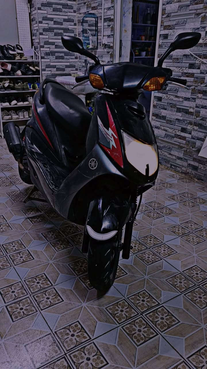 سلام عليكم دراجه سكنس نثيه للبيع دراجه كفاله عامه بس بدايه اكاج بيه
سعر الدراجه650مكان بغداد متواجد واتساب ***********
