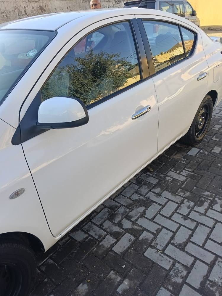 السلام عليكم ورحمة الله وبركاته نيسان صني 24 اربيل مكفوله السيارة بيها دحجه جاملك الورى السايق موضح بالصوره نشر كير محرك تبريد كله جديد السعر 130وبيه مجال البصرة الأصمعي الجديد قرب مدرسه العدنانية *********** نبيل أبو حيدر البصرة, العراق
