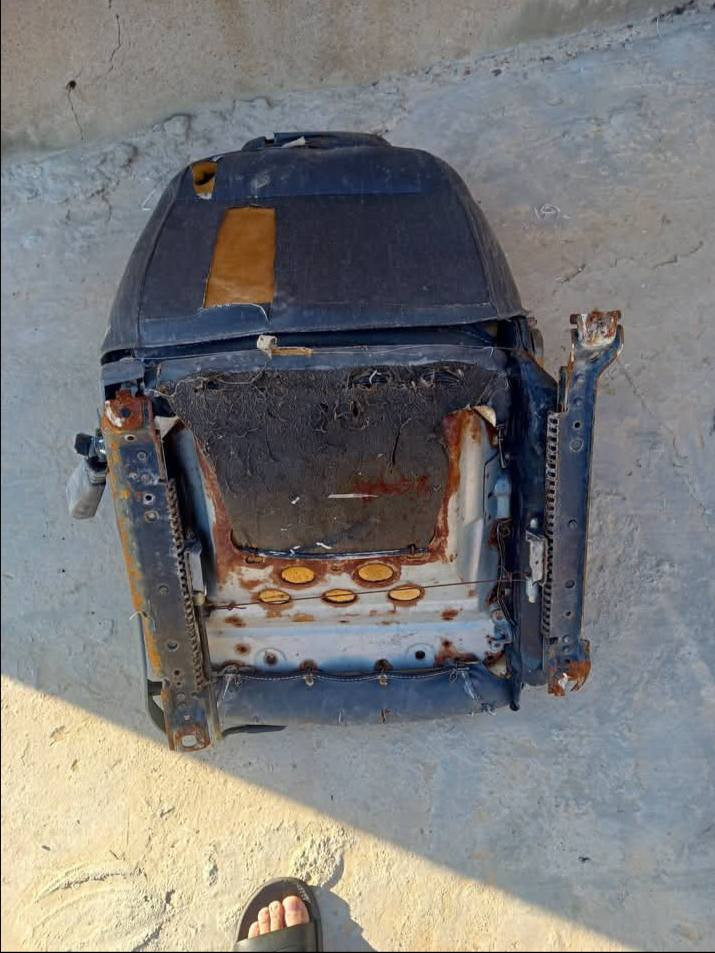 مقعد سياره مازدا للبيع السعر 40 الف وبي مجال رقم ‏‪0750 631 2386‬‏
