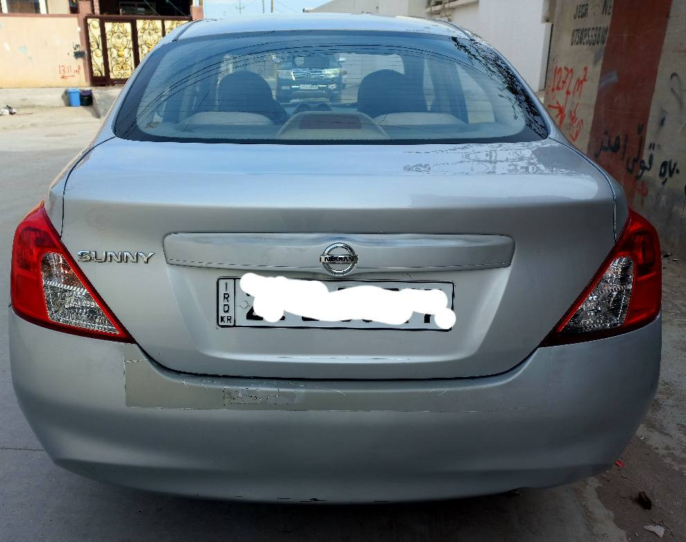 نیسان صني 2014 سیارة حلوه بدون ضرب بدون فتح ولا برغي سیاره جان جلح اني صبغته بیدي 
دفتر بنزین موجود
مكان سیاره كركوك 
85 وبي مجال 
*********** 
*********** كركوك, العراق
