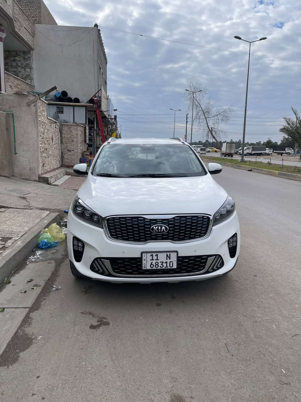 السلام عليكم للبيع سورينتو 2020 خليجي رقم بغداد مكينة 6 سلندر             

 مكفولة من الفتح و الصبغ بيها فقط بارد شي قليل حتى الدعاميات مكفولة 

مواصفات بصمة 7 راكب 3 قطع تبريد حساسات امامية خلفية و كامرة خلفية وباقي مواصفات المعروفة 

مكان السيارة بغداد 

رقم الهاتف ***********
