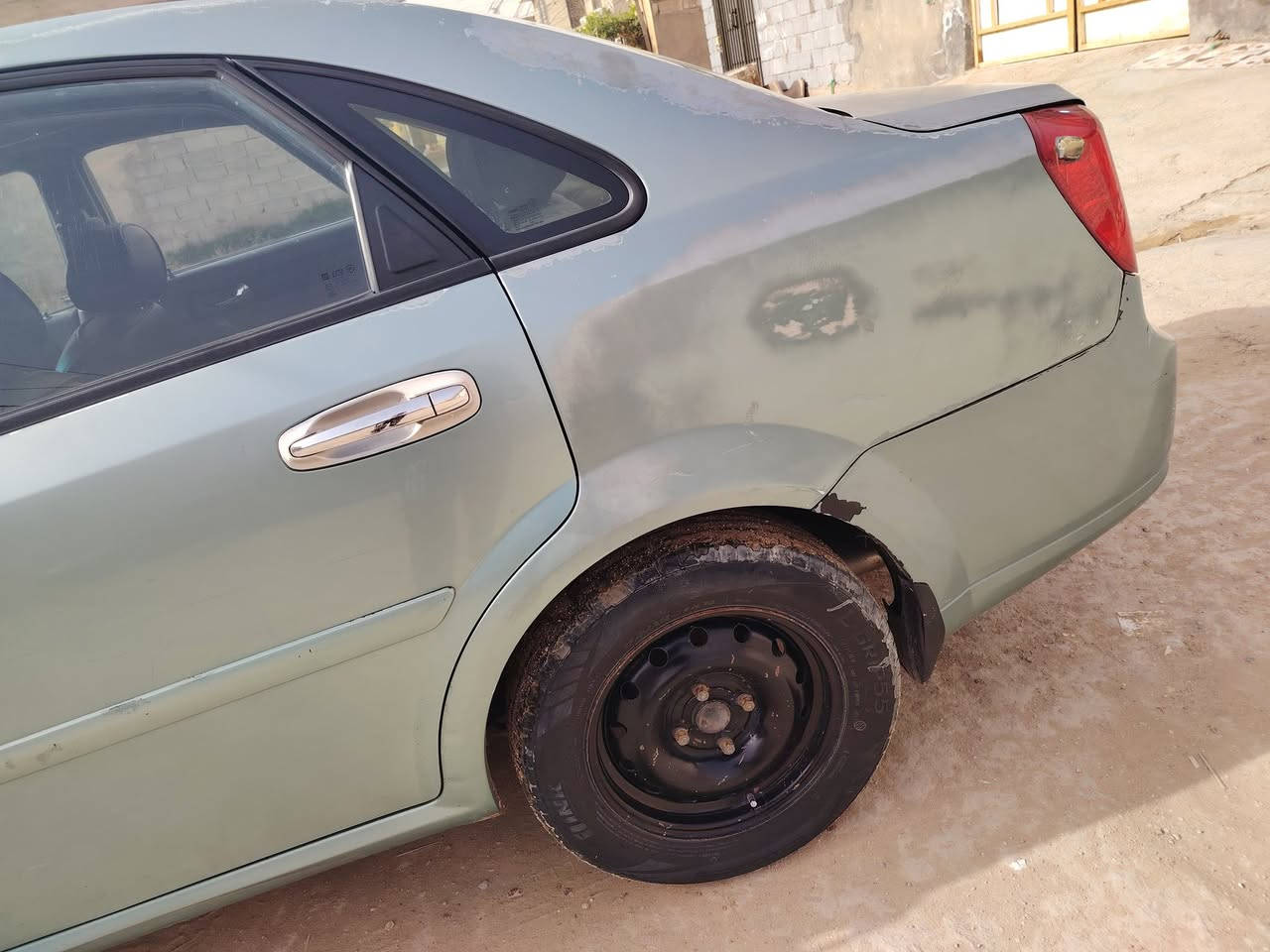 سلام عليكم اوبترا موديل 2005سياره مابيه اي ضربه فقط اثر جراد السعر 58وبيه مجال للشراي للستفسار ***********
