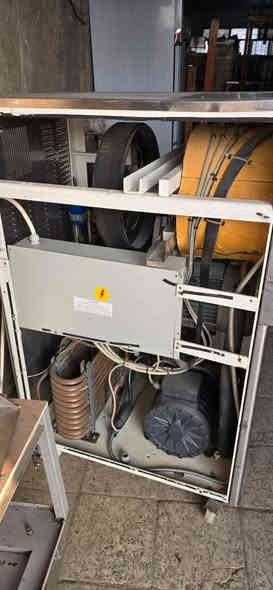 إنتاجيه Dsكربيجاني ايطالي 
20-60
10لتر 
مستخدمه نضيفه جدآ
تبريد ماء  
3فيز 
اعله فئه بالكربيجاني  
نعومه وسرعه فائقه بالانتاج 

‏السعر والتفاصيل مراسلة الصفحة 
‏أو الاتصال على الرقم *********** 
‏العنوان البصرة
