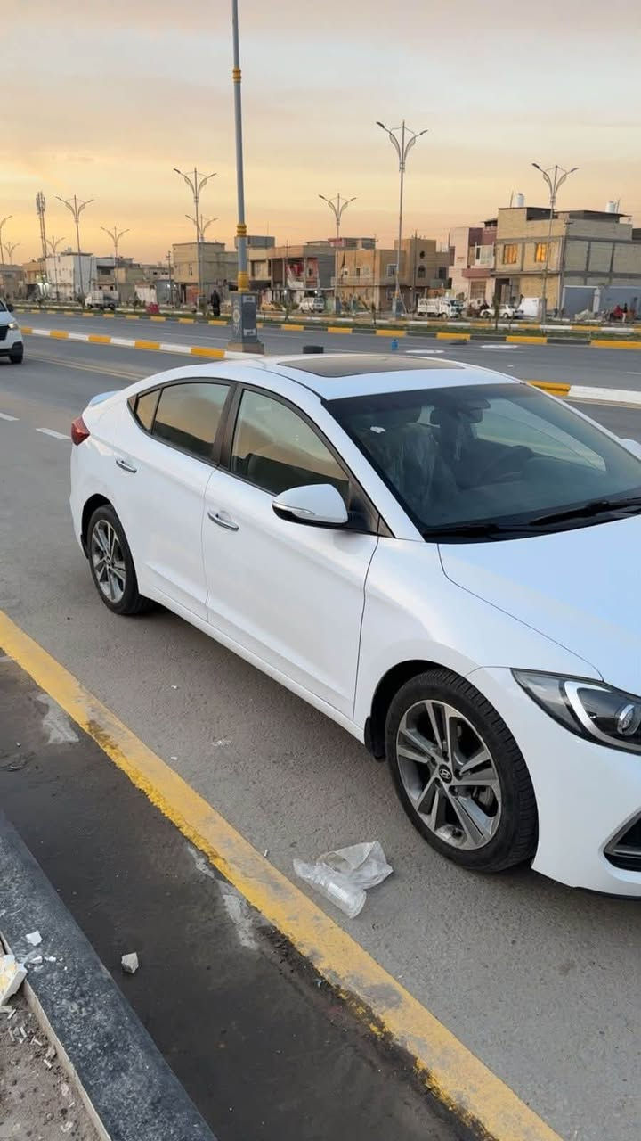 سلام عليكوم النتره خليجي فىة السوبر 
مكينه 2000 فتحه شاشه جبيره 
 الضرر باب سائق وجاملغ تبديل نفس الون
مكان سياره كربلاء 
لستفسار / ***********
‏￼
