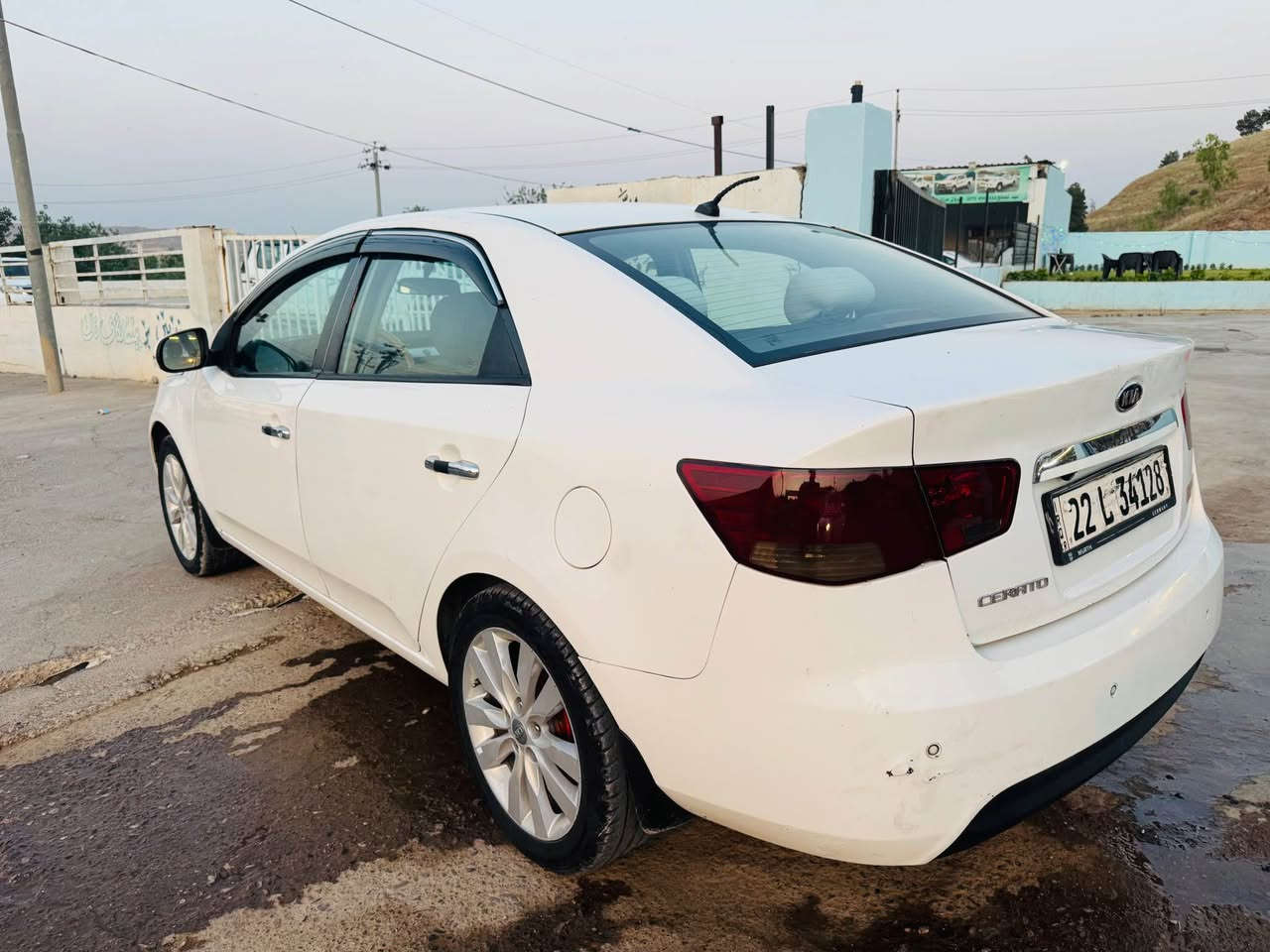 Kia sirato2013ful 
کیاسیراتۆ٢٠١٣فول مواسفات گیرومکینە بە شەرت سە نە وی نویە تایە ی نویە مالی دؤستە بئ کیشە یە سبوخ عام نیە بە عام ای فرۆشم شوین تەق تەق سحر ٧٢$
***********
*********** كويسينجاك, أربيل
