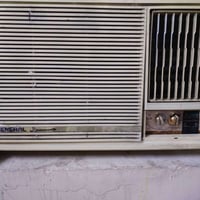مكيفات عدد2جنرال  ياباني شغالات تبريد ثلج الواحد 300الف مكاني الحسينة....